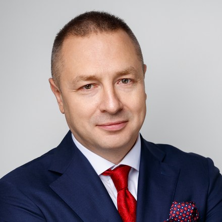 Роман Макаров